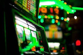bossibet Sportsbook တွင် Myanmar National League ဘောလုံးပွဲ live odds ကြည့်ရှုနေသော ကစားသမား